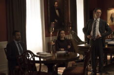 Kal Penn, Italia Ricci, Paulo Costanzo in Designated Survivor - 'Bad Reception'