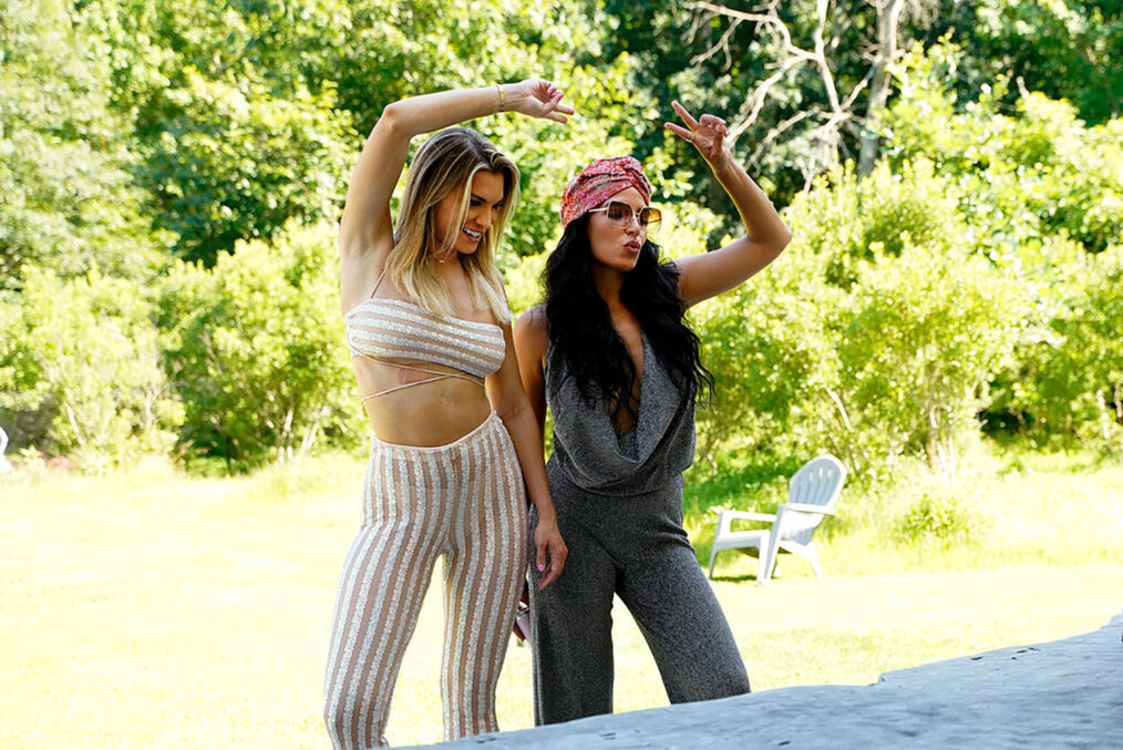 Lindsay Hubbard and Danielle Olivera in 'Summer House'