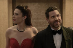 Mandy Moore and Edgar Ramírez in 'Dr. Death' - Season 2